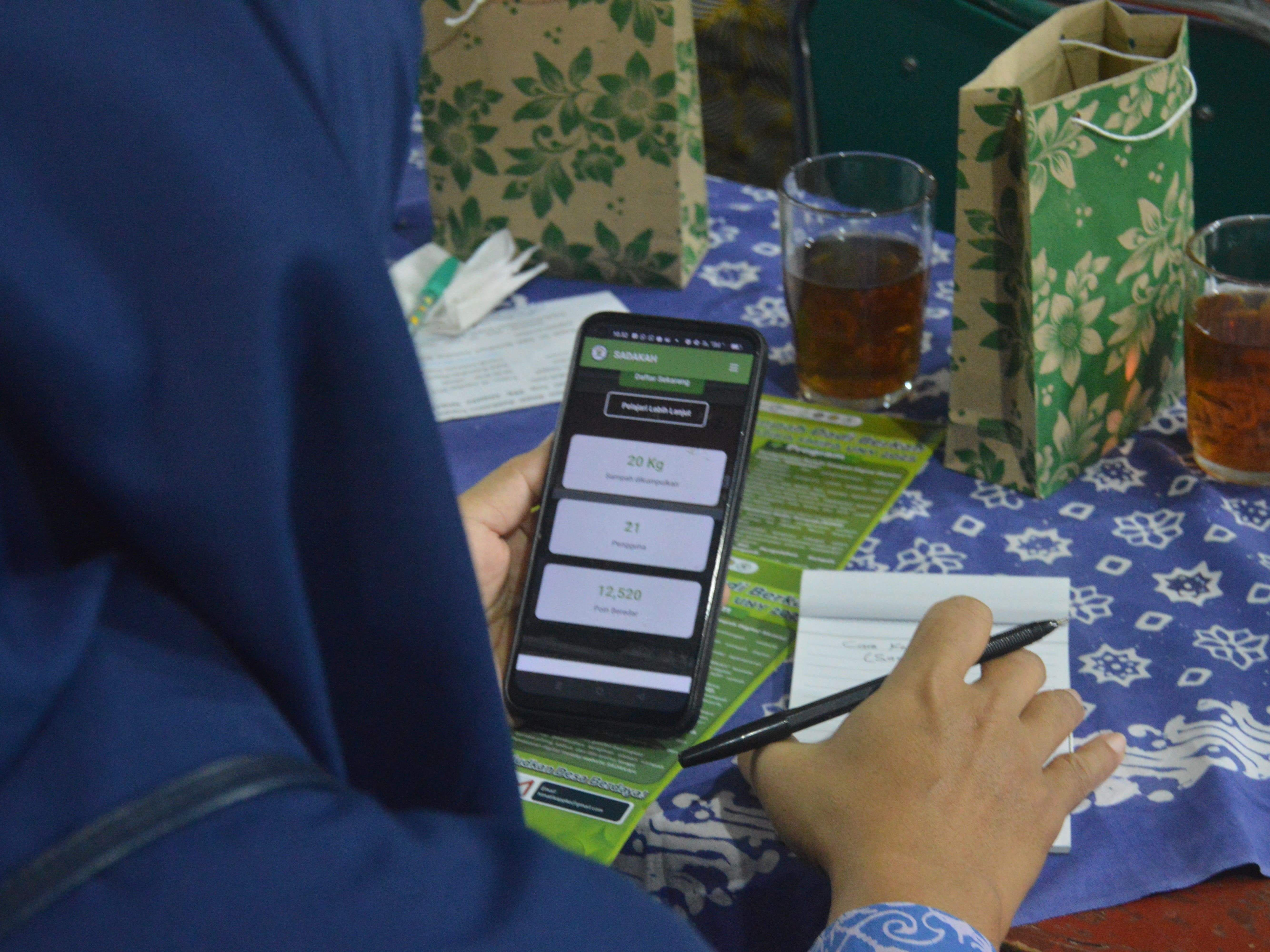 Website “SADAKAH”: Grand Launching Bank Sampah Digital Menuju Kalurahan Playen Berdaya